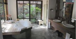 Tamarin à vendre une somptueuse villa IRS éligible à l’achat aux Malgaches et aux étrangers située dans un lieu unique à l’île Maurice
