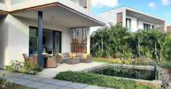 Accessible aux étrangers: A vendre une Magnifique Villa nichée dans un Domaine Résidentiel Sécurisé à Tamarin