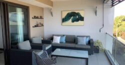 Accessible aux étrangers: En vente un appartement de luxe avec piscine privée et magnifique vue sur mer à Tamarin