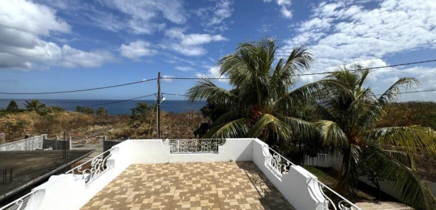 A vendre: Villa proche du phare avec une vue imprenable sur mer à Albion.