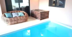 Vente d’un appartement avec piscine privée dans un quartier résidentiel calme à Flic en Flac.