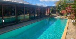 En vente une belle villa avec piscine accessible aux étrangers située à Pointe aux Piments