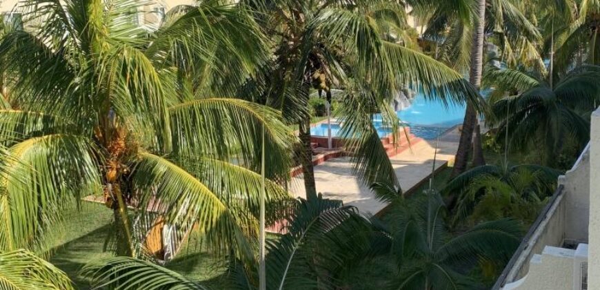 A louer: Triplex dans un complexe sécurisé avec piscine situé au cœur de Flic en Flac