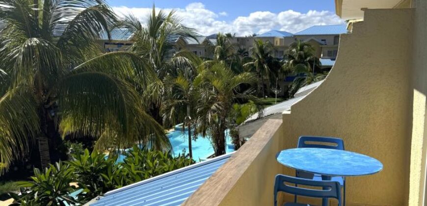 A vendre: Triplex dans une résidence sécurisée avec 2 grandes piscines, à deux pas de la plage de Flic en Flac