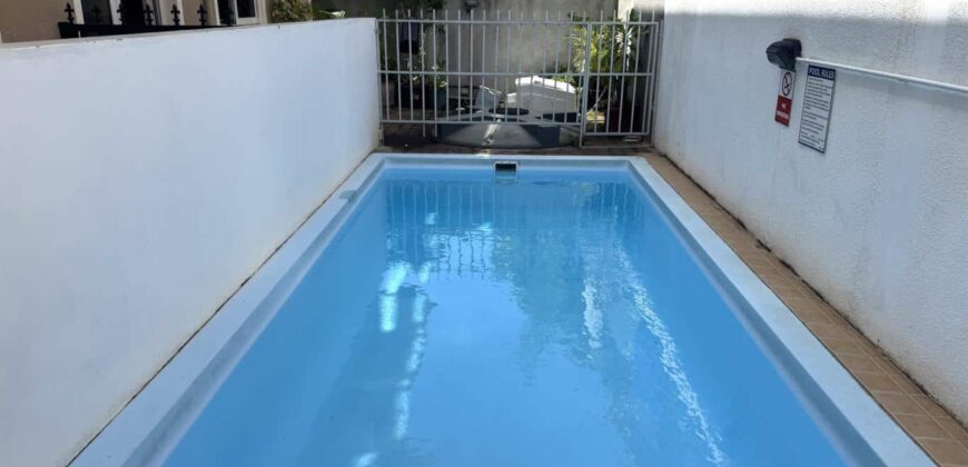 A vendre charmant appartement avec piscine commune et parking dans un secteur calme à Flic en Flac