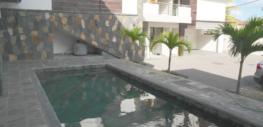 Location d’un superbe appartement dans une résidence de standing avec piscine à Flic en Flac